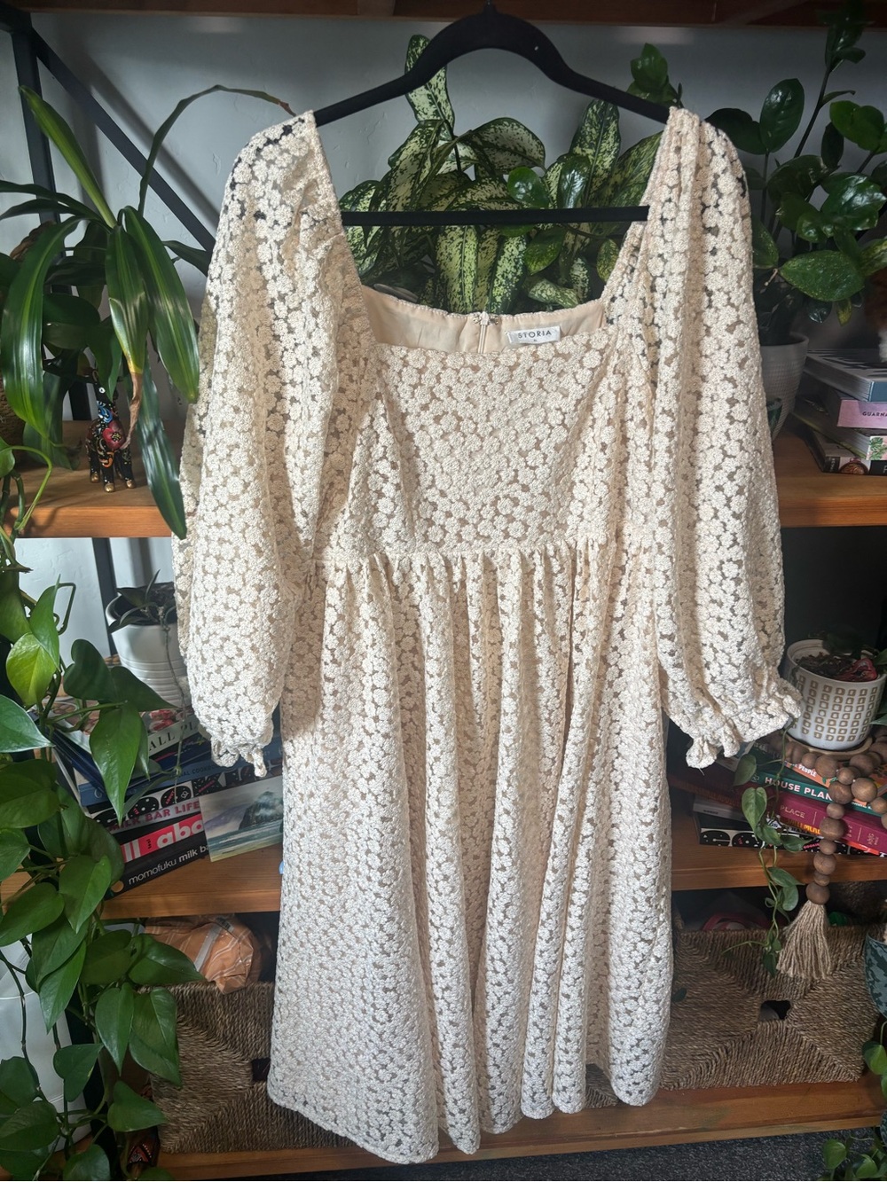 Storia Cream Lace Puff Sleeve Square Neck Mini Dress | XL - Picture 2 of 7